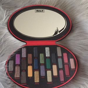 Kat von d limited edition fetish palette